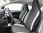 Toyota Aygo 1.0 VVT-i x-play | ACHTERUITRIJCAMERA | NAVIGATIE | APPLE CARPLAY - ANDROID AUTO | SPEED LIMITER | AIRCO |