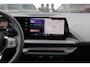 BMW 1-Serie 120i HYBRID NW MODEL *Sportpakket* Sportleder/Navi/Camera/Apple Carplay