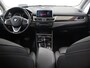 BMW 2-Serie Active Tourer 220i High Executive Edition | 1500kg Trekkracht | Trekhaak | LED | Sportstoelen | Lederen interieur | HUD | Navigatie | Camera | Stoelverwarming | Ele. kofferdeksel |