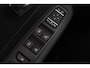 Renault Captur 0.9 TCe Limited | Camera | Climatronic | Trekhaak | Lichtmetaal | Cruise control |