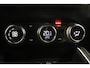 Renault Clio 1.6 E-Tech Full Hybrid 145 techno | Camera | Climate control | Cruise control | Navigatie | Key less |
