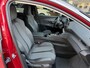 Peugeot 3008 1.2 Turbo 130 pk Automaat GT-Look | Afneembare Trekhaak | 4-seizoen Banden | Electrisch bedienbare Kofferklep | Stoelverwarming | Full-LED Koplampen | PDC voor en achter | Dode Hoek Bewaking |