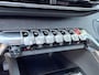 Peugeot 3008 1.2 Turbo 130 pk Automaat GT-Look | Afneembare Trekhaak | 4-seizoen Banden | Electrisch bedienbare Kofferklep | Stoelverwarming | Full-LED Koplampen | PDC voor en achter | Dode Hoek Bewaking |