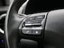 Hyundai Kona Electric EV Fashion 39 kWh / SOH 99,2% / Warmtepomp / Adaptieve Cruise / HUD / Camera / Parkeersensoren / Dodehoek Detectie / Navigatie / Apple Carplay / NL- Auto / Dealer Onderhouden / Fabrieksgarantie tot 13-02-2028 /