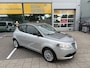 Lancia Ypsilon 0.9 TwinAir Silver Plus * 50.854 Km * Two Tone Color * Airco * Sportvelgen *