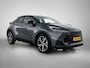 Toyota C-HR / C-HR+ 2.0 Plug-in Hybrid 220 Executive | JBL | Dodehoek detectie | Stoel+stuurverwarming | Full LED verlichting | Parkeersensoren voor+achter | Elektrische Achterklep | Elektrisch verstelbare stoel met geheugen |