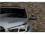 BMW X1 xDrive30e | M-Sport | Live Cockpit | Panorama | Leder/Alcantara | Memory | H&K | ACC | Trekhaak | 20"LM | Frozen Pure Grey