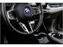 BMW X1 xDrive30e | M-Sport | Live Cockpit | Panorama | Leder/Alcantara | Memory | H&K | ACC | Trekhaak | 20"LM | Frozen Pure Grey