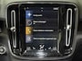 Volvo XC40 1.5 T3 Momentum 163 PK / Panorama dak / Navigatie full map / Lederen interieur / Cruise control / Climate control