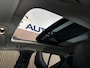 Volvo XC40 1.5 T3 Momentum 163 PK / Panorama dak / Navigatie full map / Lederen interieur / Cruise control / Climate control