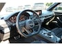 Audi A4 Avant 40 TFSI Sport S line black edition 190 PK | Zwart optiek | Stoelverwarming | Camera | Virtual Cockpit | Elek. klep | Dodehoek | 19 Inch Audi Sport velgen | Navigatie