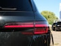 Audi A4 Avant 40 TFSI Sport S line black edition 190 PK | Zwart optiek | Stoelverwarming | Camera | Virtual Cockpit | Elek. klep | Dodehoek | 19 Inch Audi Sport velgen | Navigatie