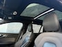 Volvo V60 2.0 T8 Twin Engine AWD R-Design | Plug-in Hybrid (PHEV) | Trekhaak | Harman Kardon Audio | Head-up Display | Panoramadak | Achteruitrijcamera | Parkeersensoren | Keyless Entry | Elektrische Achterklep | Cruise Control Adaptief | BLIS | LED Koplampen Adaptief | Stoelverwarming voor en achter | Navigatie | Apple Carplay | Android Auto