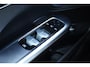 Mercedes-Benz C-klasse Estate 300e 313pk AMG Line | SoH 97% | Panoramadak | Trekhaak | Apple Carplay | Camera | Stoelverwarming