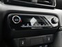 Toyota Yaris 1.5 Hybrid 115 Dynamic Comfort Pack | BTW voertuig | Stoel+stuurverwarming | Parkeersensoren voor+achter | Dodehoek detectie | Draadloze telefoonlader | Apple CarPlay/Android Auto | Cruise Control Adaptive |