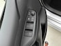 Toyota Yaris 1.5 Hybrid 115 Dynamic Comfort Pack | BTW voertuig | Stoel+stuurverwarming | Parkeersensoren voor+achter | Dodehoek detectie | Draadloze telefoonlader | Apple CarPlay/Android Auto | Cruise Control Adaptive |