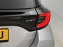 Toyota Yaris 1.5 Hybrid 115 Dynamic Comfort Pack | BTW voertuig | Stoel+stuurverwarming | Parkeersensoren voor+achter | Dodehoek detectie | Draadloze telefoonlader | Apple CarPlay/Android Auto | Cruise Control Adaptive |