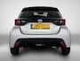 Toyota Yaris 1.5 Hybrid 115 Dynamic Comfort Pack | BTW voertuig | Stoel+stuurverwarming | Parkeersensoren voor+achter | Dodehoek detectie | Draadloze telefoonlader | Apple CarPlay/Android Auto | Cruise Control Adaptive |
