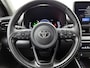 Toyota Yaris 1.5 Hybrid 115 Dynamic Comfort Pack | BTW voertuig | Stoel+stuurverwarming | Parkeersensoren voor+achter | Dodehoek detectie | Draadloze telefoonlader | Apple CarPlay/Android Auto | Cruise Control Adaptive |