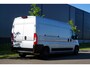 Citroën Jumper 35 2.0 BlueHDi L3H2 EURO6 |BPM vrij |Camera |Cruise |Navi |Trekhaak |Metallic |163 pk |3500 KG |Mooie Camperbasis |Parkeersensoren |Bluetooth media en telefonie