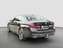 BMW 5-Serie 545e xDrive M-Sport | Trekhaak | 19 inch | Camera | ACC | Carplay | Dealer onderhouden | Stuurwiel verwarmd