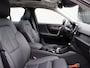 Volvo XC40 1.5 T5 Recharge Inscription Automaat / Panoramadak / Trekhaak / Leder interieur / All-seasonbanden / 360* camera