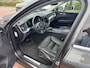 Volvo XC60 2.0 Recharge T6 AWD Business Pro | Plug-in Hybrid (PHEV) | 360 Graden Camera | Parkeersensoren | Stoelverhogers | Panoramadak | Keyless Entry | Elektrische Achterklep | BLIS | Cruise Control | Navigatie | Apple Carplay | Android Auto
