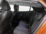 Peugeot e-2008 EV Allure Pack 50 kWh | Navigatie | Accu 93% | Climate Control | Achteruitrij Camera | Apple Carplay/Android Auto |