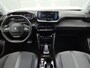 Peugeot e-2008 EV Allure Pack 50 kWh | Navigatie | Accu 93% | Climate Control | Achteruitrij Camera | Apple Carplay/Android Auto |