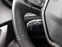 Peugeot e-2008 EV Allure Pack 50 kWh | Navigatie | Accu 93% | Climate Control | Achteruitrij Camera | Apple Carplay/Android Auto |