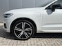 Volvo XC60 2.0 T8 392 pk Recharge AWD R-Design Navigatie Nappa Leer Stoelkoeling Trekhaak 360 Camera 21 Inch Standkachel Head-Up Pilot Assist  Stoel + Stuurverwarming Panoramadak Plug in Hybride