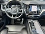 Volvo XC60 2.0 T8 392 pk Recharge AWD R-Design Navigatie Nappa Leer Stoelkoeling Trekhaak 360 Camera 21 Inch Standkachel Head-Up Pilot Assist  Stoel + Stuurverwarming Panoramadak Plug in Hybride