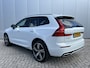 Volvo XC60 2.0 T8 392 pk Recharge AWD R-Design Navigatie Nappa Leer Stoelkoeling Trekhaak 360 Camera 21 Inch Standkachel Head-Up Pilot Assist  Stoel + Stuurverwarming Panoramadak Plug in Hybride