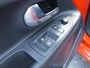 Volkswagen Up! 1.0 TSI BMT high up! 90PK, Cruise Control, Camera, Park. sensoren, Climate Control, LM Velgen