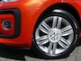 Volkswagen Up! 1.0 TSI BMT high up! 90PK, Cruise Control, Camera, Park. sensoren, Climate Control, LM Velgen