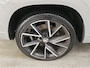 Skoda Karoq 1.5 TSI ACT 150pk Automaat Sportline Business | Trekhaak | Camera | PDC | Stuur- en stoelverwarming | 19" all season