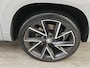 Skoda Karoq 1.5 TSI ACT 150pk Automaat Sportline Business | Trekhaak | Camera | PDC | Stuur- en stoelverwarming | 19" all season