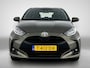 Toyota Yaris 1.5 VVT-i Dynamic | Dealer onderhouden | Navigatie | Trekhaak afneembaar | Airco | Achteruitrijcamera | Apple CarPlay/Android Auto | Cruise Control Adaptive | Leseman opg 11-7