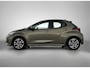 Toyota Yaris 1.5 VVT-i Dynamic | Dealer onderhouden | Navigatie | Trekhaak afneembaar | Airco | Achteruitrijcamera | Apple CarPlay/Android Auto | Cruise Control Adaptive | Leseman opg 11-7