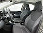 Toyota Yaris 1.5 VVT-i Dynamic | Dealer onderhouden | Navigatie | Trekhaak afneembaar | Airco | Achteruitrijcamera | Apple CarPlay/Android Auto | Cruise Control Adaptive | Leseman opg 11-7