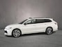 Volkswagen Passat Variant R-Line Edition 1.5 TSI eHybrid 204pk DSG Automaat Trekhaak, 360 camera, Panoramadak, Adaptive cruise control, LED matrix koplampen