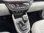 Hyundai i10 1.0 Premium | Climate Control | Achteruitrijcamera | Navigatie | Parkeersensoren achter | Apple Carplay/ Android Auto