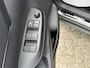 Toyota Yaris Cross 1.5 Hybrid Dynamic LM VELGEN STOEL / STUURVERWARMING KEYLESS DRAADLOOS LADEN