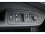 Volkswagen Golf 1.0 eTSI Life Business