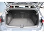 Volkswagen Golf 1.0 eTSI Life Business
