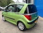 Peugeot 1007 1.6-16V Gentry