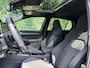 Volkswagen Golf 8.5 1.5 eTSI R-Line (2600 KM!) PANO | HUD | IQ LED
