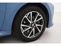 Toyota Yaris 1.5 Hybrid Dynamic | Dodehoek detectie | Parkeersensoren voor/achter | Stoelverwarming | Apple Carplay / Android Auto | Adaptive Cruise | Clima | Keyless | Camera | 16 inch