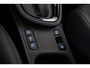 Toyota Yaris Cross 1.5 Hybrid Adventure | Dodehoek detectie | Matrix LED | Head-up display | Apple Carplay / Android Auto | Stoel-/stuurverwarming | Parkeersensoren voor/achter | 18 inch