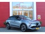 Alfa Romeo Junior ELETTRICA SPECIALE 156PK 54 kWh | "SABELT" SPORTSTOELEN ELEKTRISCH VERSTELBAAR MET LEDEREN/ALCANTARA BEKLEDING | PANORAMISCH SCHUIF/KANTEL DAK | BICOLOR DAK (ZWART DAK) | WARMTEPOMP | TECHNOLOGIE PAKKET (O.A. FULL LED ADAPTIVE MATRIX KOPLAMPEN/DODEHOEK DETECTIE/DRAADLOZE TELEFOONLADER/ACHTERUITRIJ CAMERA/PARKEERSENSOREN VOOR, ACHTER,ZIJKANT) | DRAADLOZE APPLE CARPLAY/ANDROID AUTO | CLIMATE CONTROL | ELEKTRISCH BEDIENBARE ACHTERKLEP | STOEL VERWARMING | ELEKTRISCH BEDIENBARE VOORSTOEL | VERKEERSBORDEN HERKENNING | ADAPTIVE CRUISE CONTROL | KEYLESS ENTRY/START |